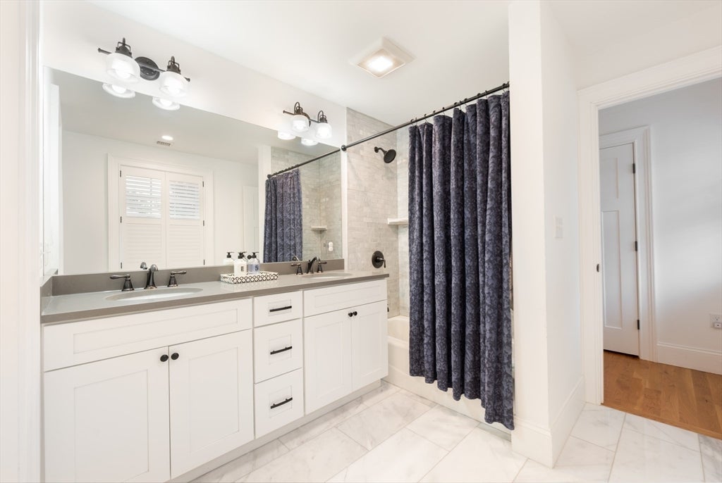 30 Farrow St, Winchester, MA Photo #20