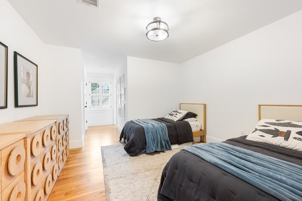 30 Farrow St, Winchester, MA Photo #18