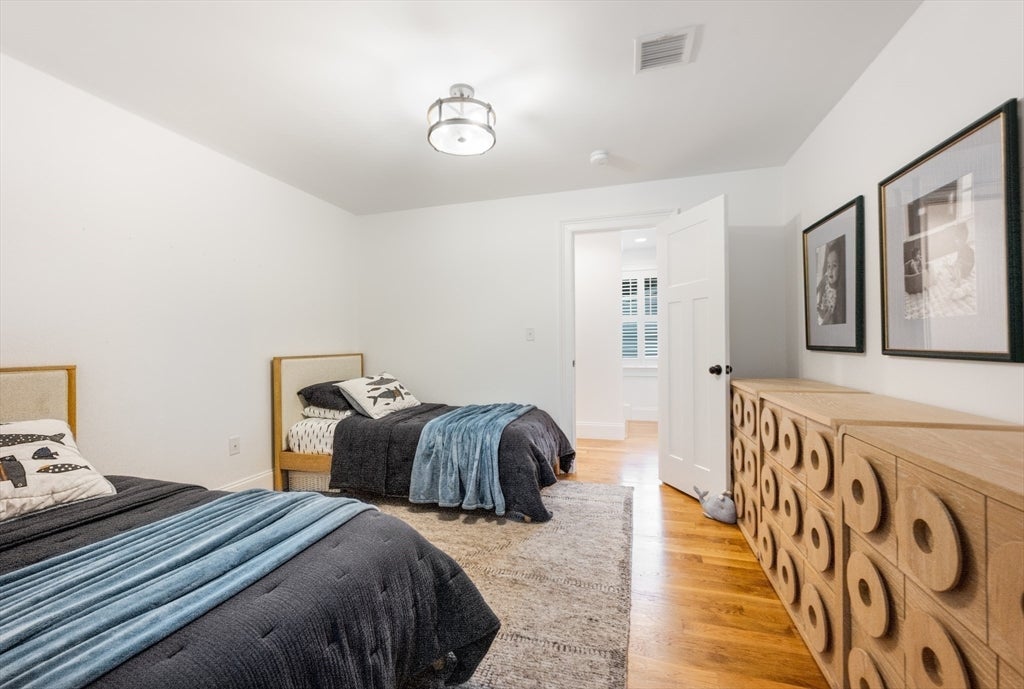30 Farrow St, Winchester, MA Photo #19