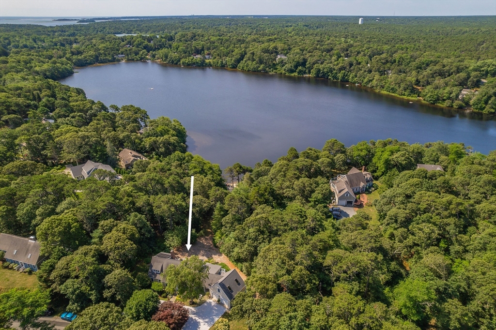 10 Lake Farm Lane