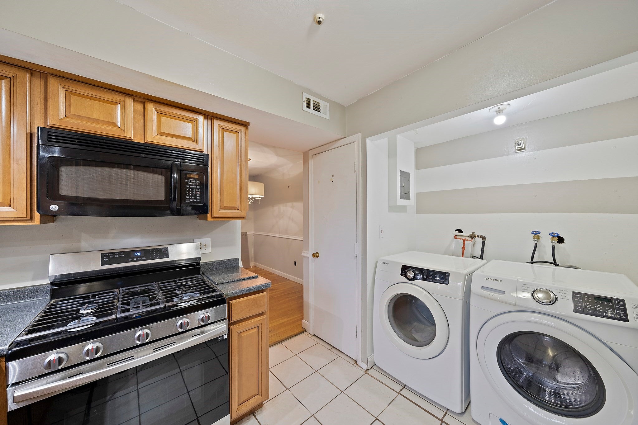 258 Greenbrook Dr #258, Stoughton, MA, 258 Greenbrook Dr #258, Stoughton, MA Photo #4