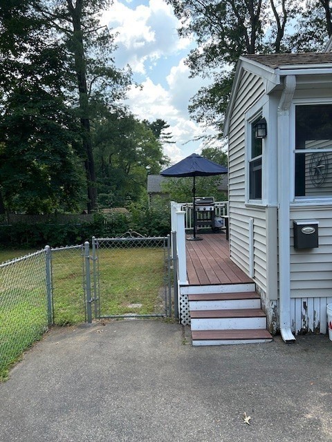 32 Weaver Rd