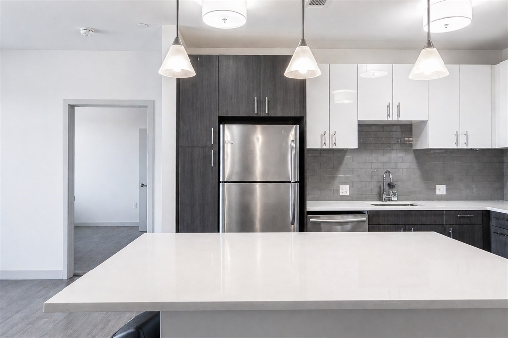 99 Tremont St 413