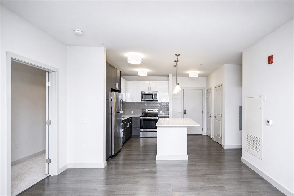 99 Tremont St 413