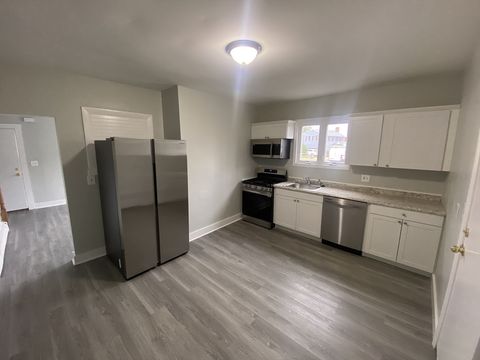 2 Swetts Ct - Watertown MA 02472