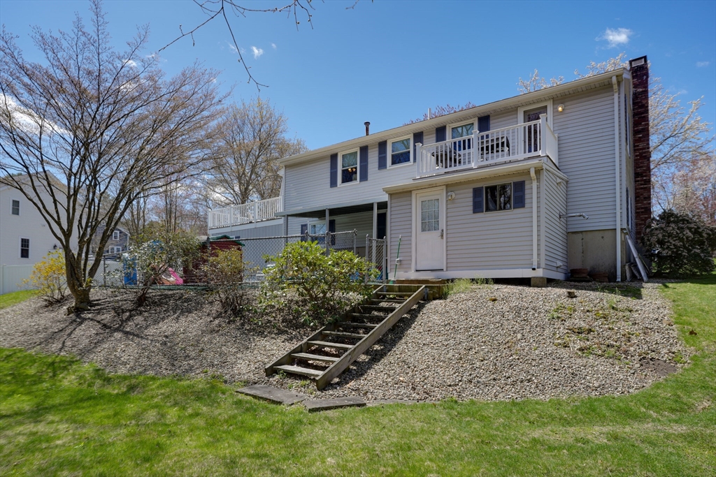 3 Elizabeth Ave