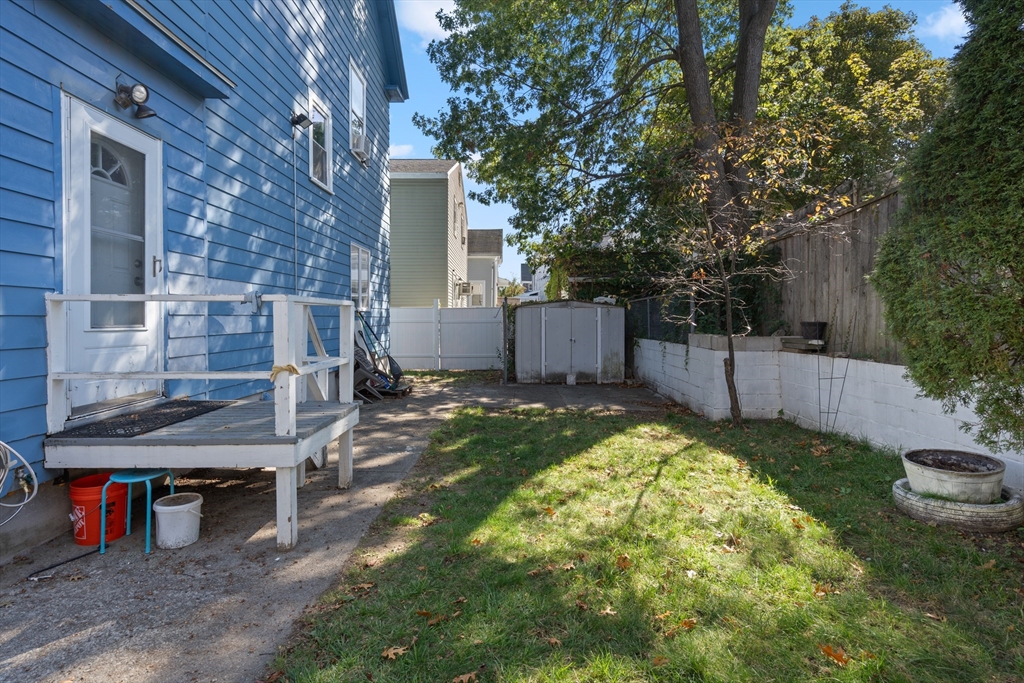 30-32 Linden St