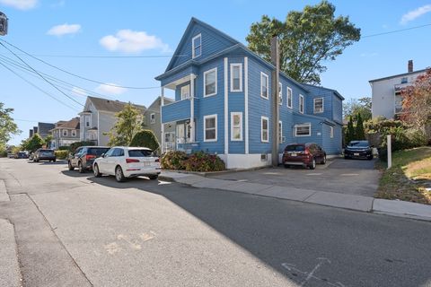30-32 Linden St Lawrence MA 01841