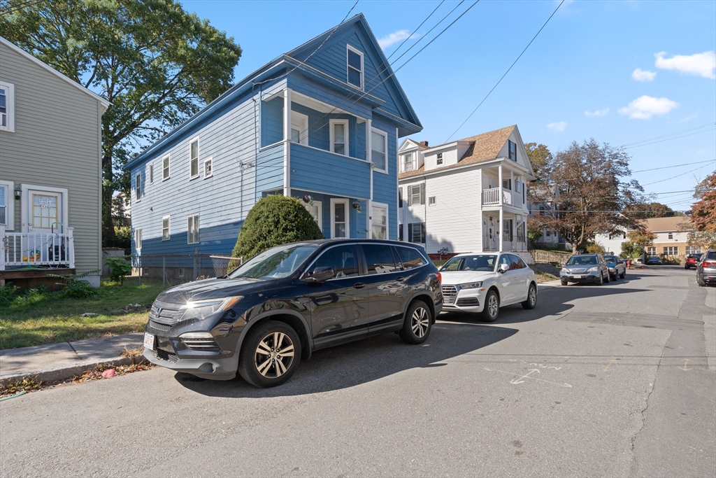 30-32 Linden St