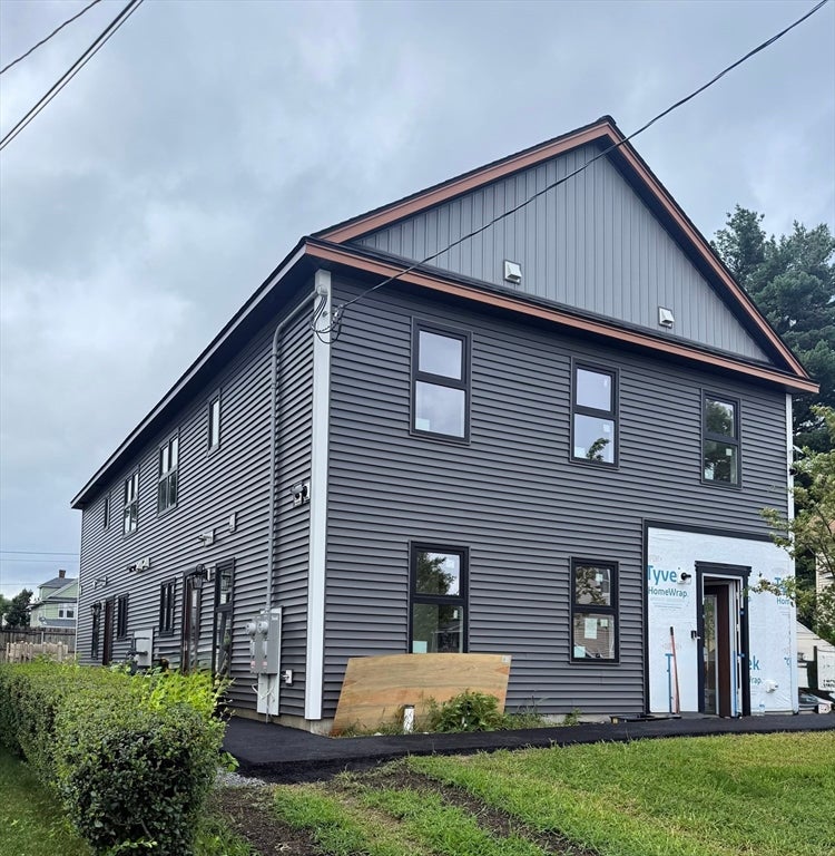 35 Greendale Ave #B, Worcester, MA Photo #24