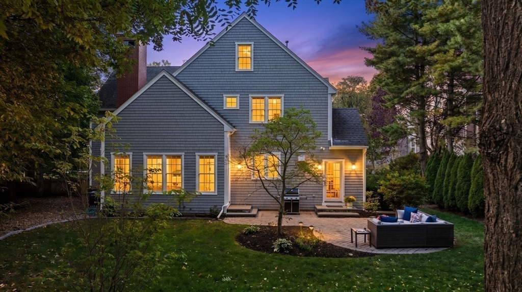 15 Westport Ln