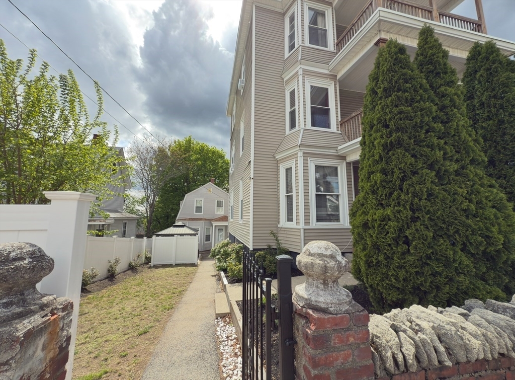 168-170 High St