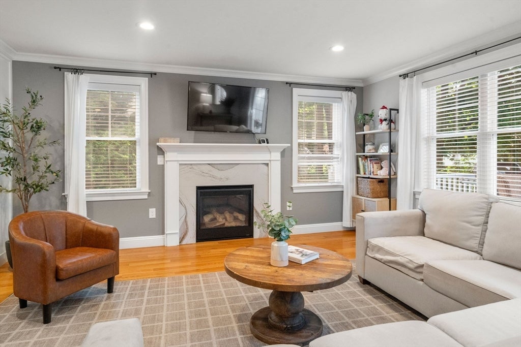 121 Salem St #121, Reading, MA, 121 Salem St #121, Reading, MA Photo #25