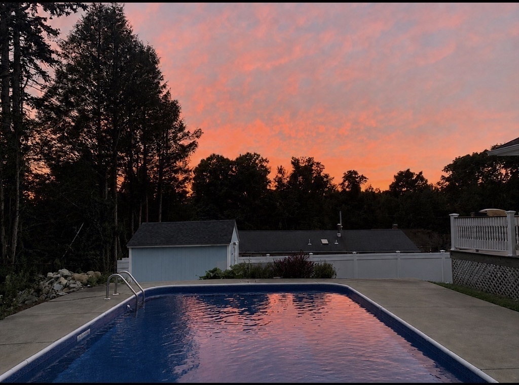 22 Pelican Ave
