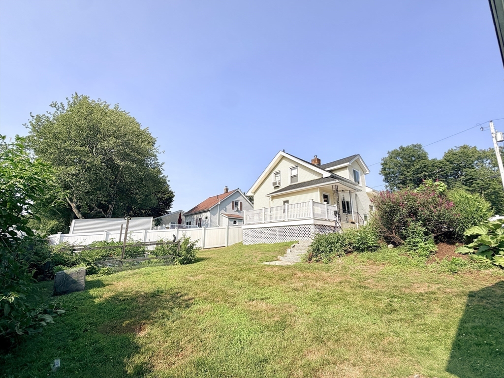 22 Pelican Ave, Worcester, MA, 22 Pelican Ave, Worcester, MA Photo #10