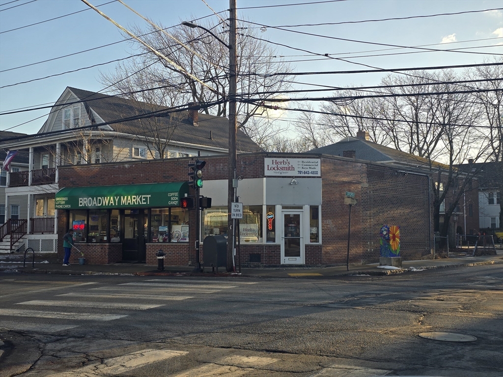 454-460 Massachusetts Ave