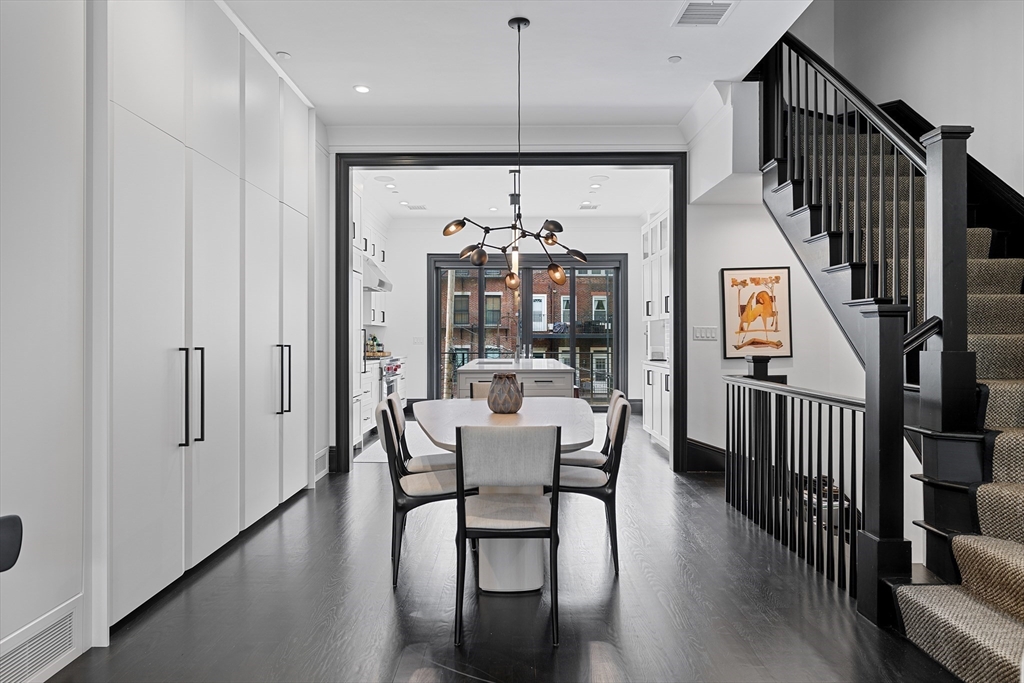8 Rutland Sq 2