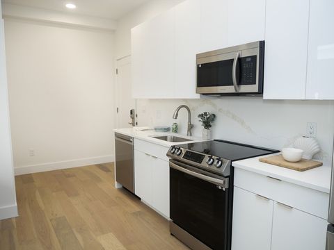 38 Hichborn 304 Boston MA 02135