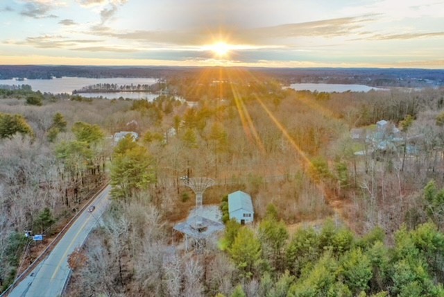 27 Douglas Rd