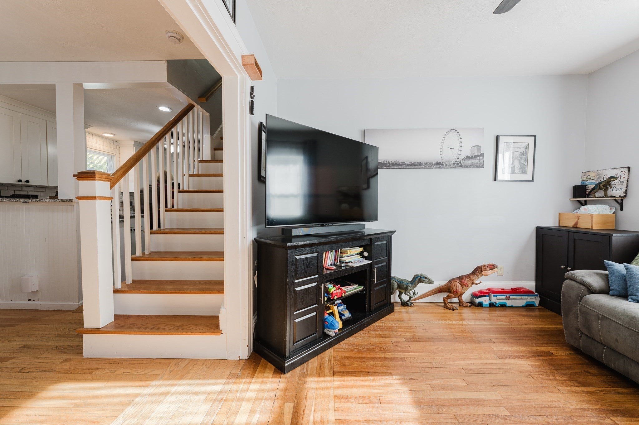 27 Cecile St, Lincoln, RI Photo #6