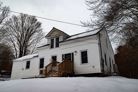 121 Spring St Athol MA 01331