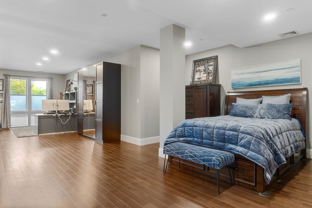 10 Ocean Ave 109