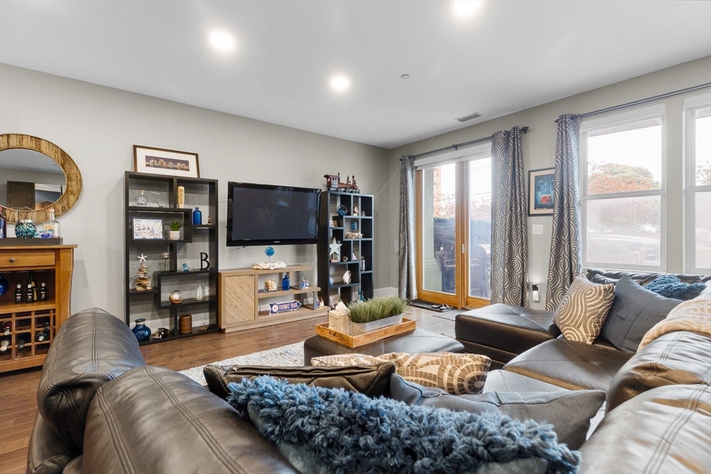 10 Ocean Ave #109, Revere, MA, 10 Ocean Ave #109, Revere, MA Photo #7