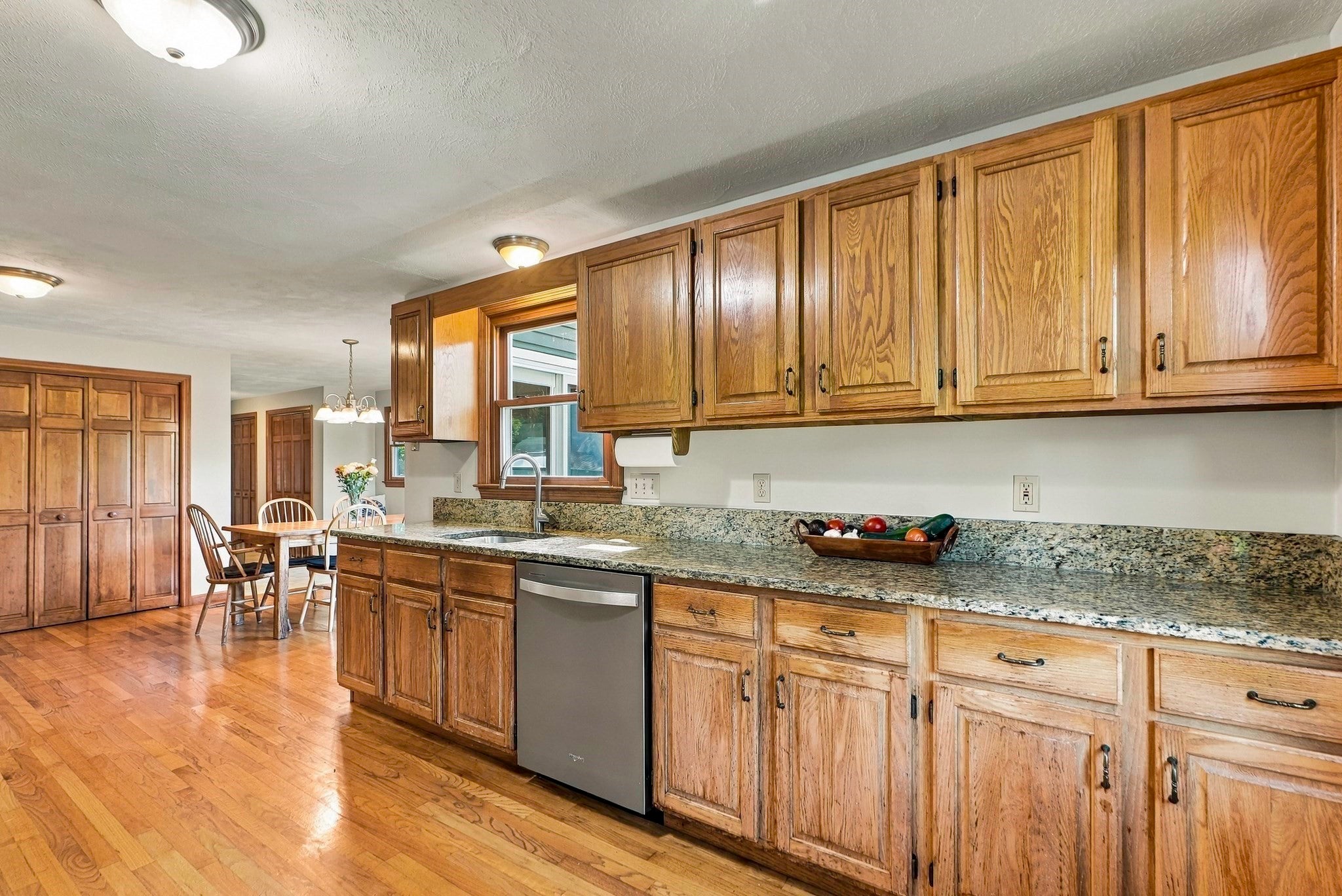 4 Florence Cir, Upton, MA, 4 Florence Cir, Upton, MA Photo #9