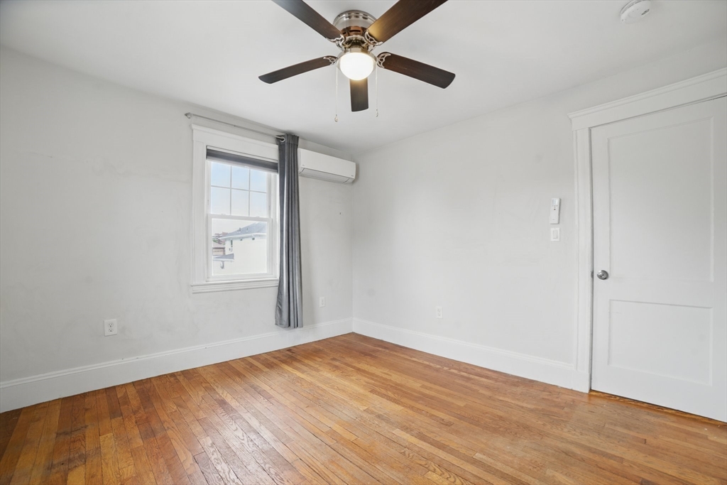 Quincy, Massachusetts 02171, United States, 4 Bedrooms Bedrooms, ,2 BathroomsBathrooms,Residential,Active,140385