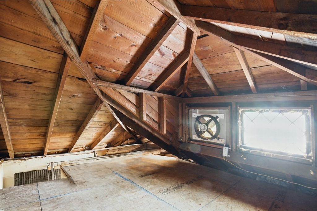 Quincy, Massachusetts 02171, United States, 4 Bedrooms Bedrooms, ,2 BathroomsBathrooms,Residential,Active,140385