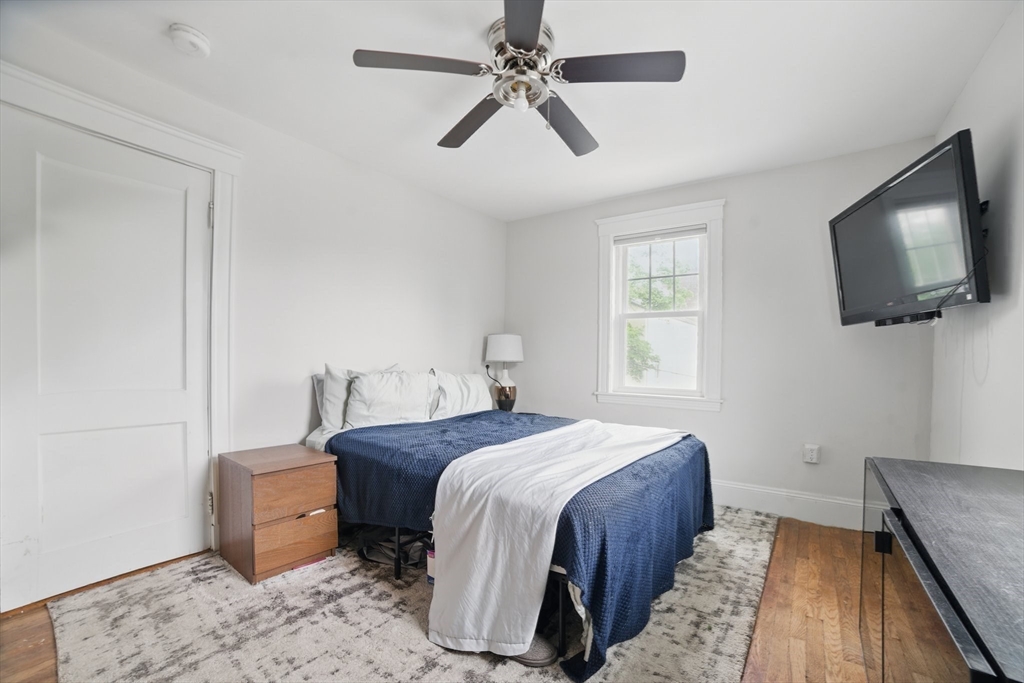 Quincy, Massachusetts 02171, United States, 4 Bedrooms Bedrooms, ,2 BathroomsBathrooms,Residential,Active,140385