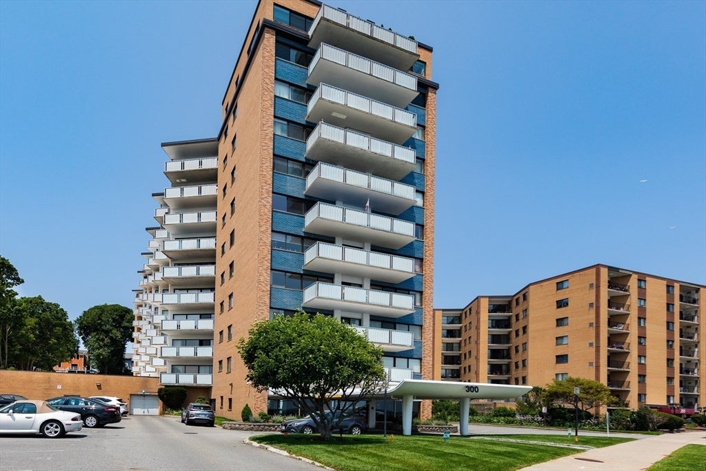 300 Lynn Shore Dr #903, Lynn, MA, 300 Lynn Shore Dr #903, Lynn, MA Photo #2