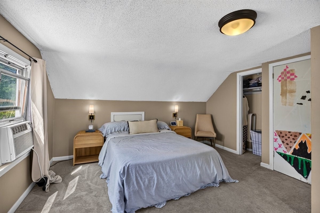 20 Westernview Cir, East Longmeadow, MA Photo #12