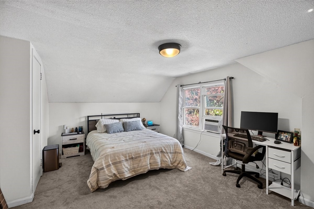 20 Westernview Cir, East Longmeadow, MA Photo #14