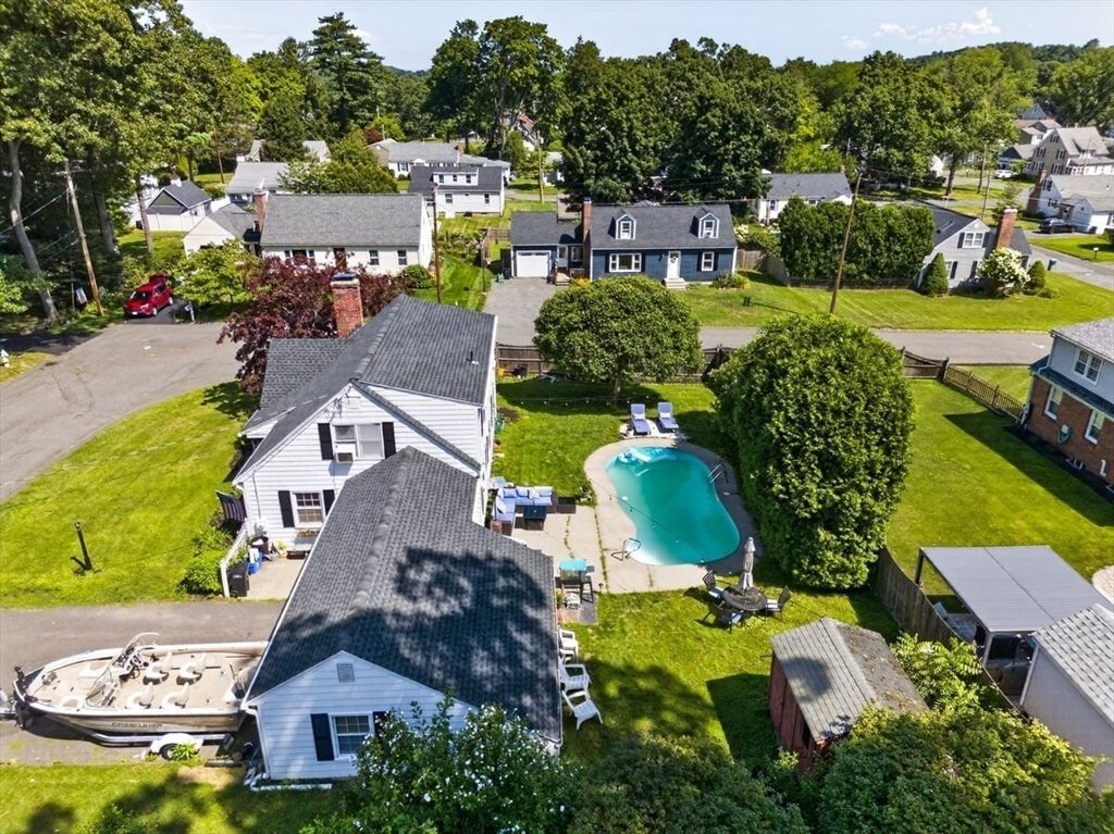 Photo of 20 Westernview Cir, East Longmeadow, MA 01028 (MLS # 73555432)