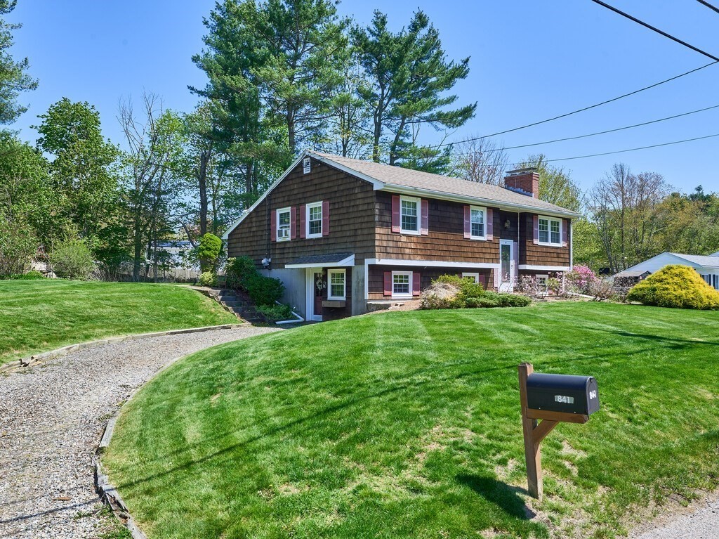 841 Dennison Dr