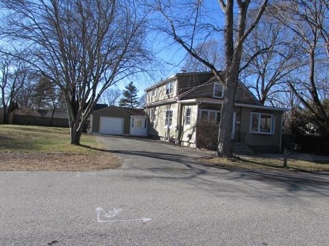 41 Forest 2 Seekonk MA 02771