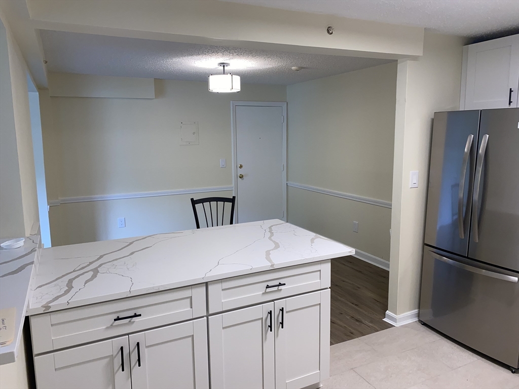 21 Clarks Rd 204