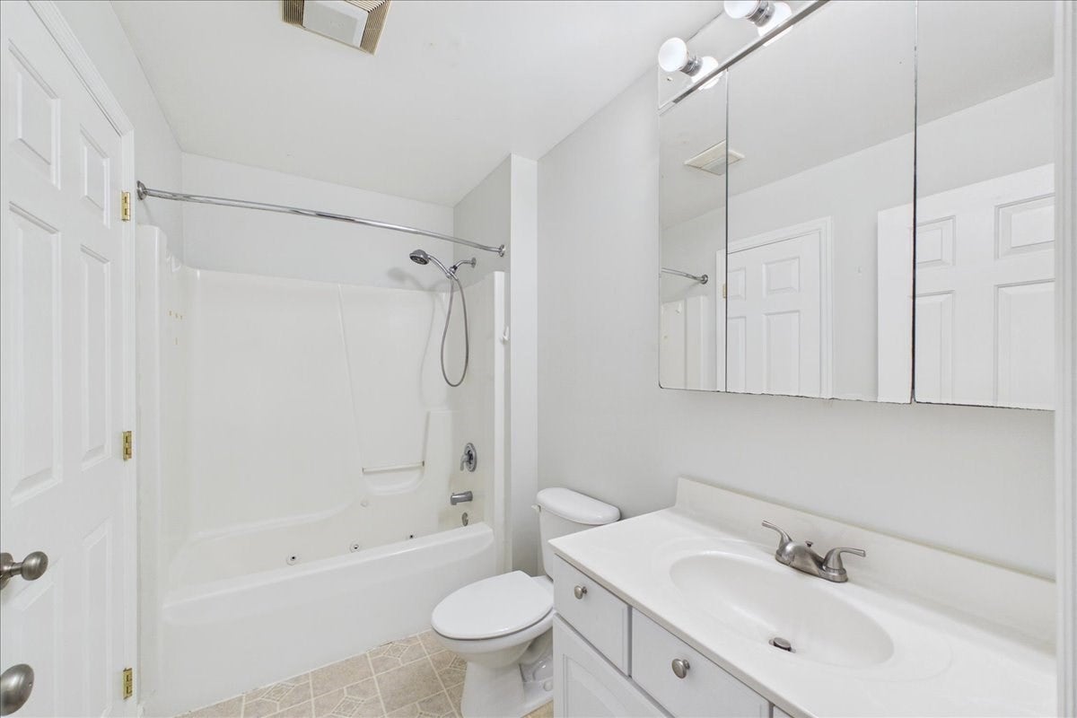 37 Glen Ave #15, Chelmsford, MA, 37 Glen Ave #15, Chelmsford, MA Photo #16