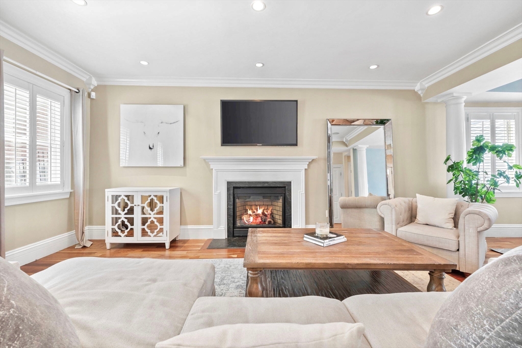 6 Mystic Place