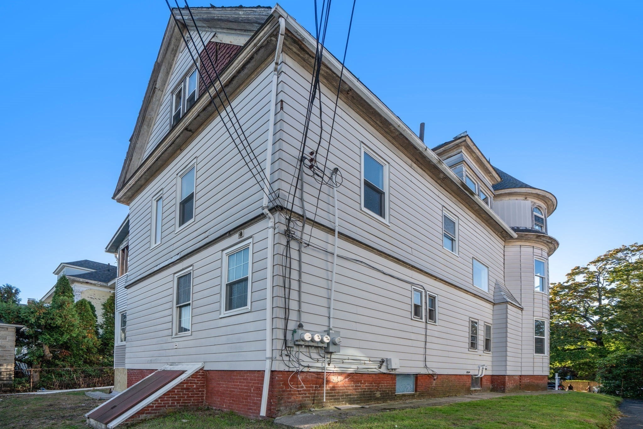 107 Vernon St, Worcester, MA, 107 Vernon St, Worcester, MA Photo #35