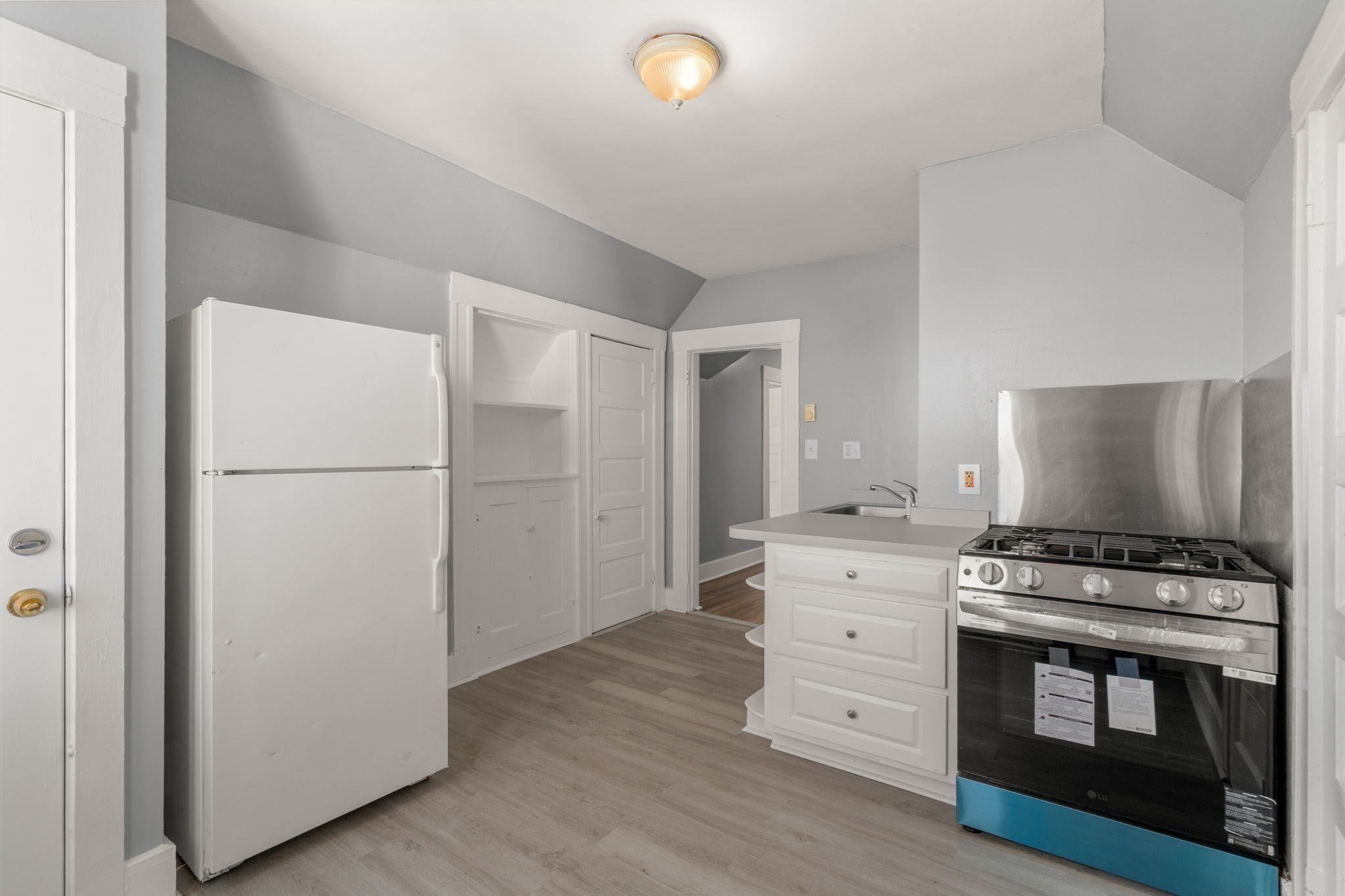 107 Vernon St, Worcester, MA, 107 Vernon St, Worcester, MA Photo #3