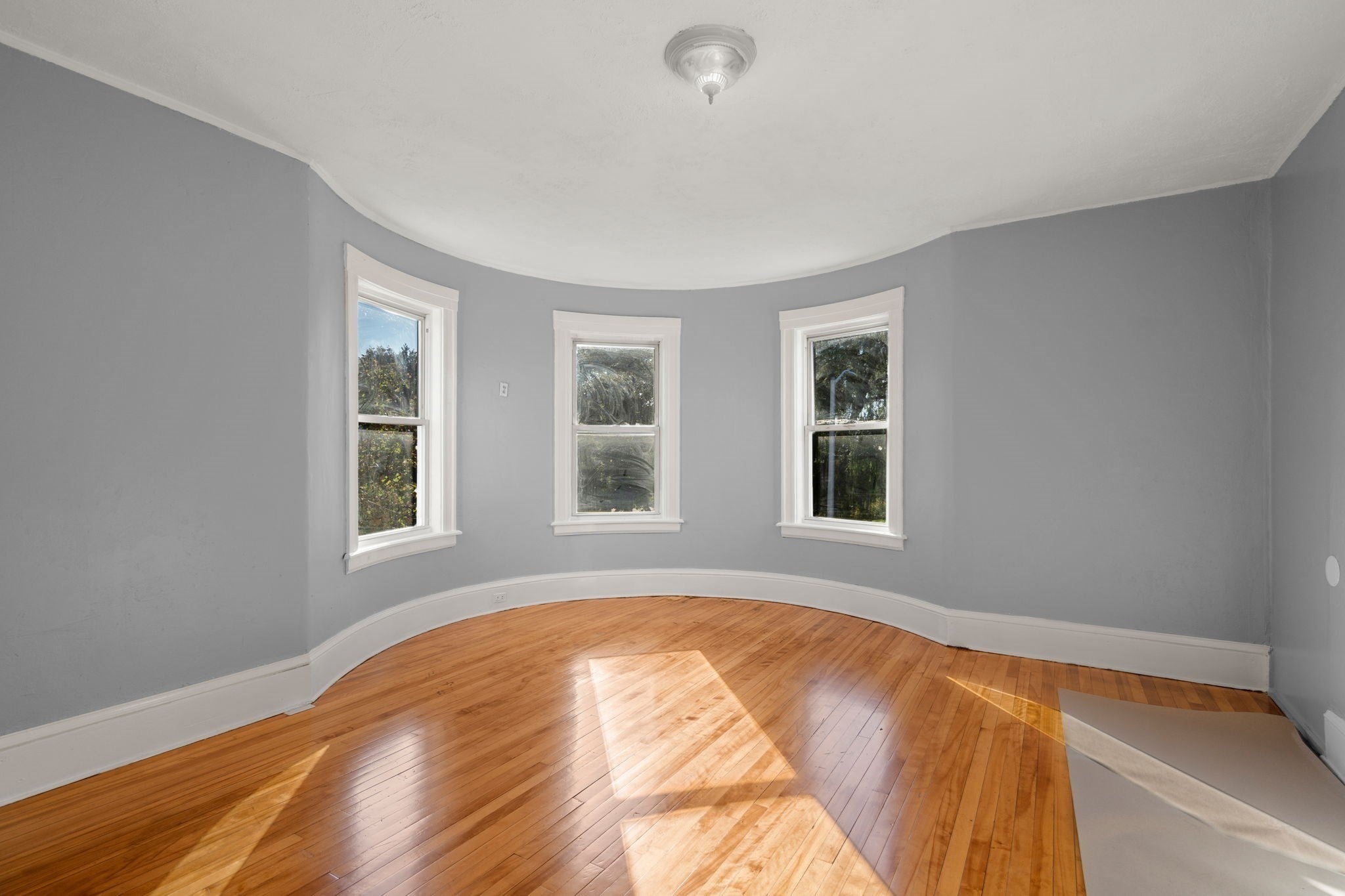 107 Vernon St, Worcester, MA, 107 Vernon St, Worcester, MA Photo #17