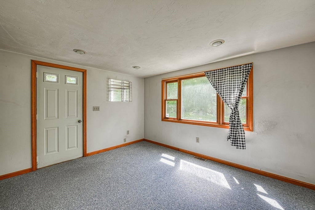 502 South St, Holbrook, MA, 502 South St, Holbrook, MA Photo #12