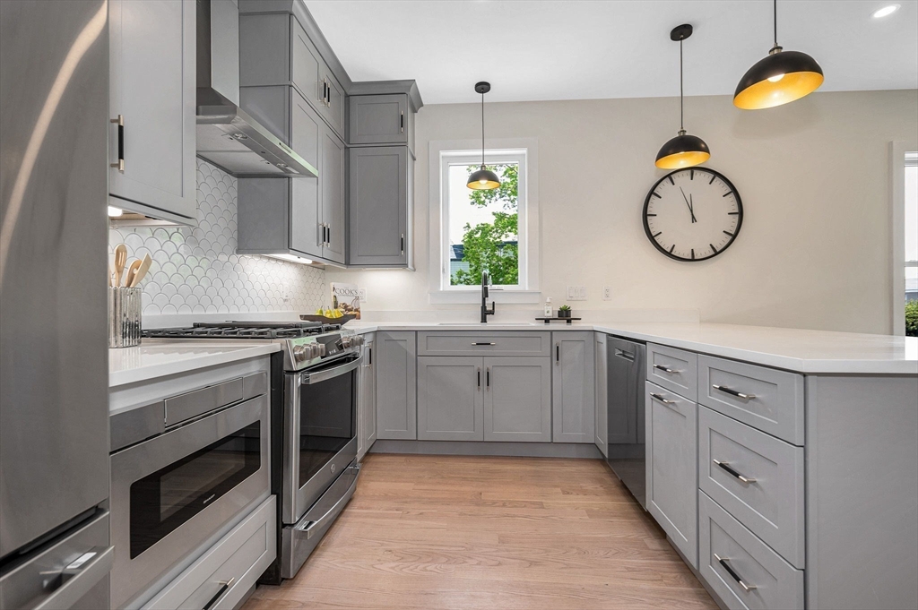 13 Chestnut Street 1