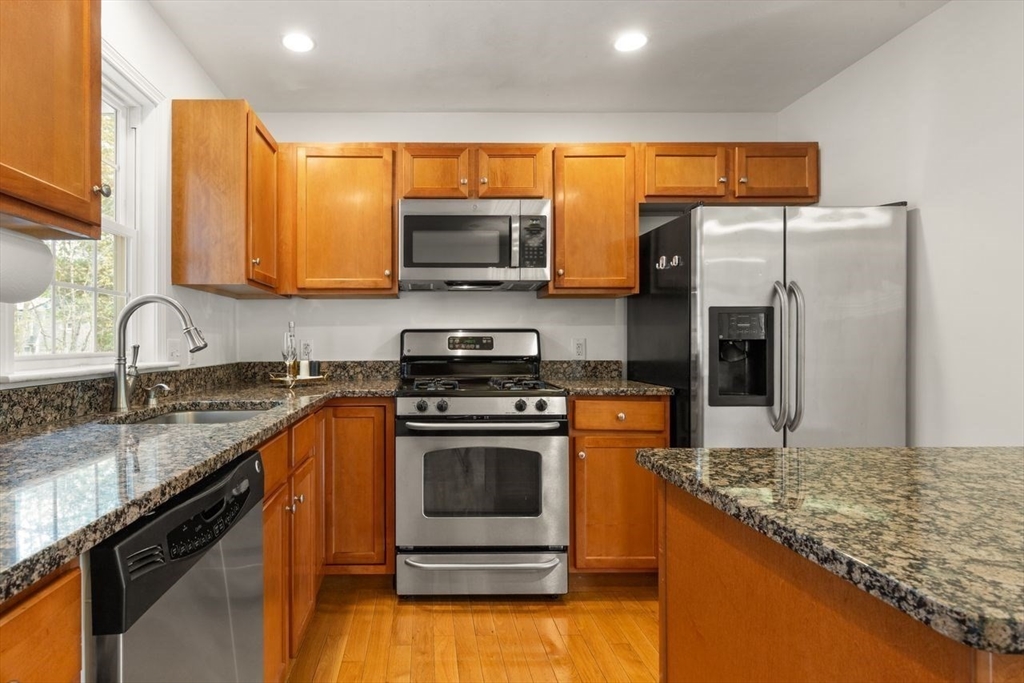 39 Brewster Rd #39, Stoughton, MA Photo #11