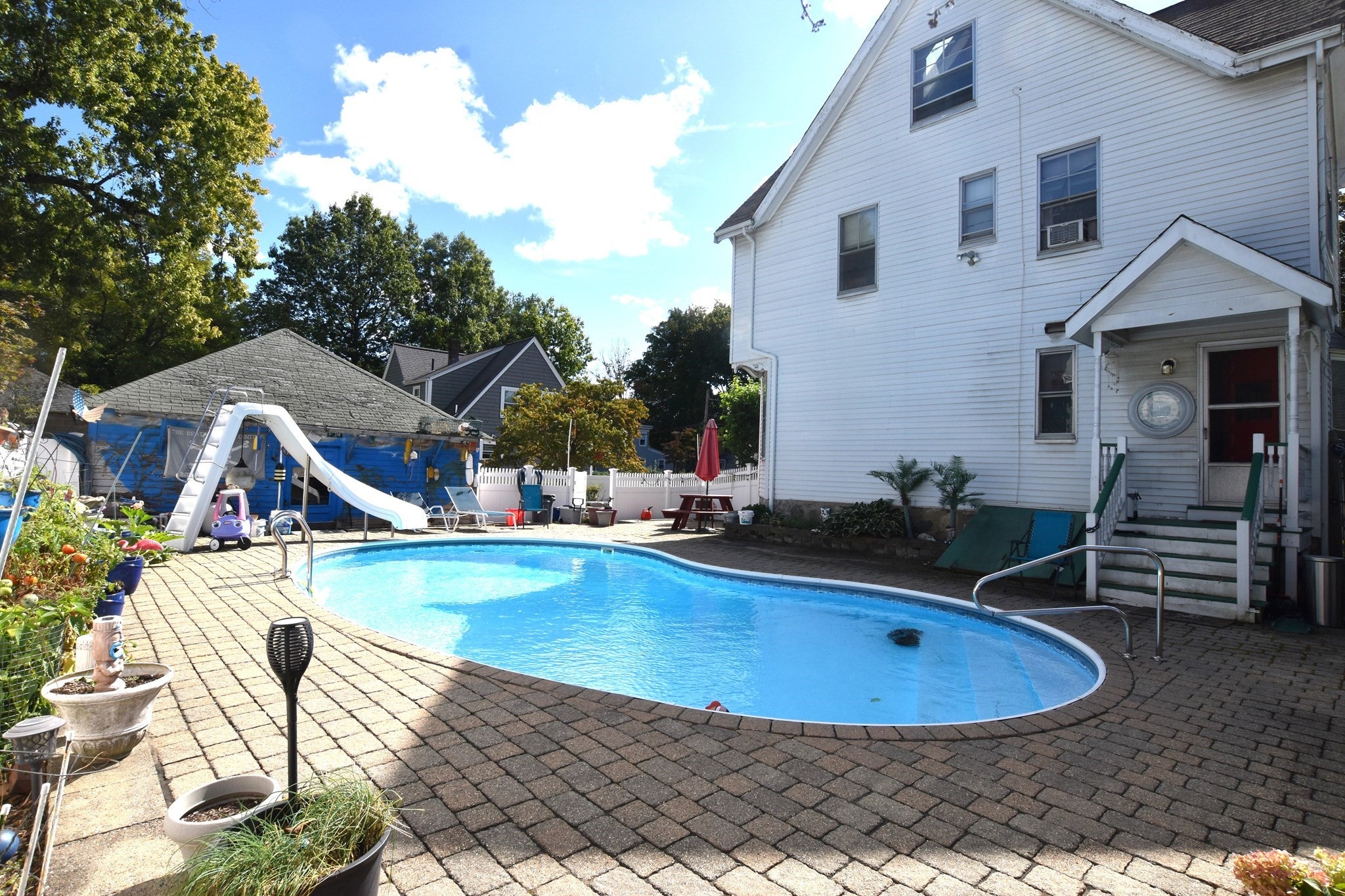 10 Holly St, Watertown, MA Photo #5