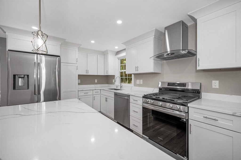 8 Galloway Rd