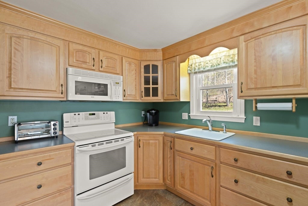 204 Nashua Rd, Billerica, MA, 204 Nashua Rd, Billerica, MA Photo #21