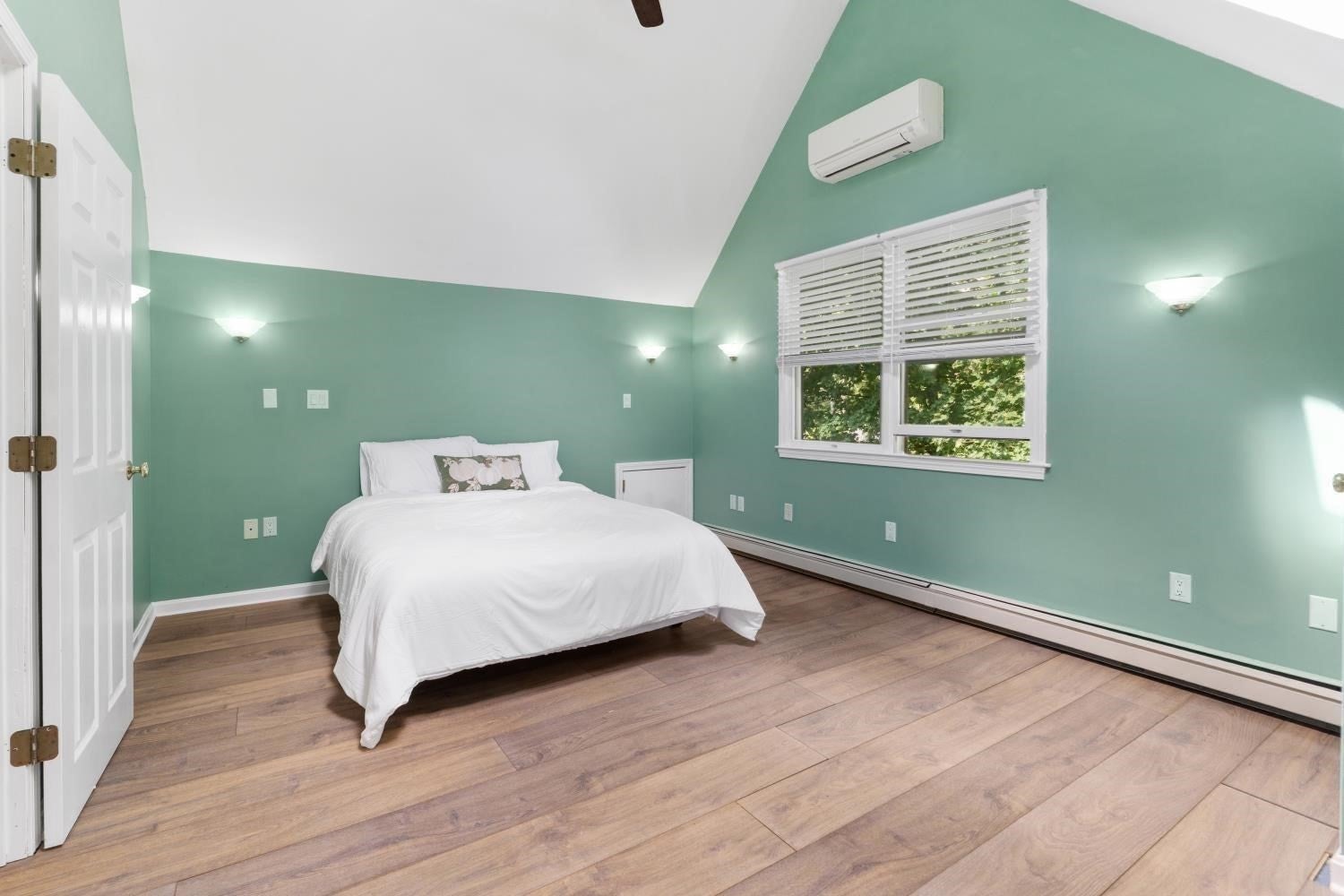 15 Crossman Ave, Attleboro, MA, 15 Crossman Ave, Attleboro, MA Photo #16
